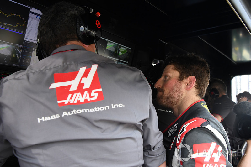 Romain Grosjean, Haas F1 Team et Guenther Steiner, Team Prinicipal, Haas F1 Team