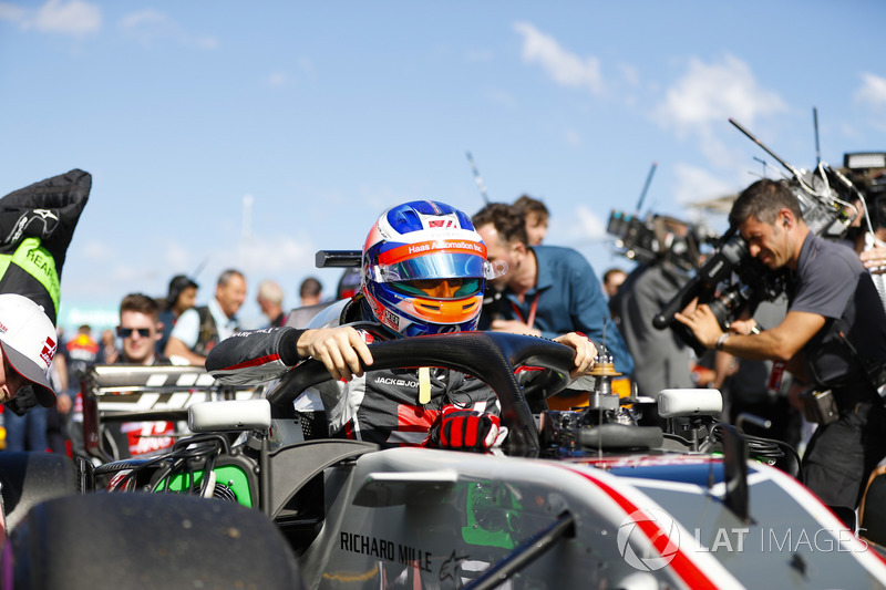Romain Grosjean, Haas F1 Team, on the grid