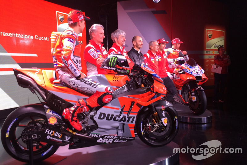 Jorge Lorenzo, Ducati Team, Michele Pirro, tester Ducati, Luigi dall'Igna e Andrea Dovizioso, Ducati Team