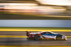 #66 Ford Chip Ganassi Racing Team UK Ford GT: Olivier Pla, Stefan Mücke