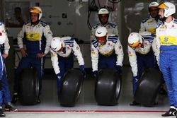 Sauber F1 Team mechanics practice a pit stop