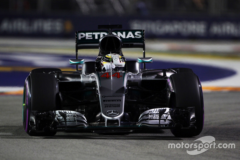 3: Lewis Hamilton, Mercedes AMG F1 W07 Hybrid