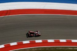 #8 Audi Sport Team Joest Audi R18 e-tron quattro: Lucas di Grassi, Loic Duval, Oliver Jarvis