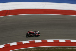 #8 Audi Sport Team Joest Audi R18 e-tron quattro: Lucas di Grassi, Loic Duval, Oliver Jarvis