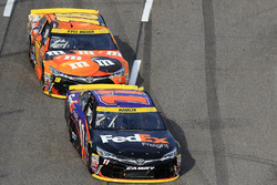 Denny Hamlin, Joe Gibbs Racing, Toyota; Kyle Busch, Joe Gibbs Racing, Toyota