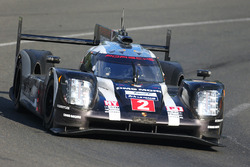 #2 Porsche Team Porsche 919 Hybrid: Romain Dumas, Neel Jani, Marc Lieb