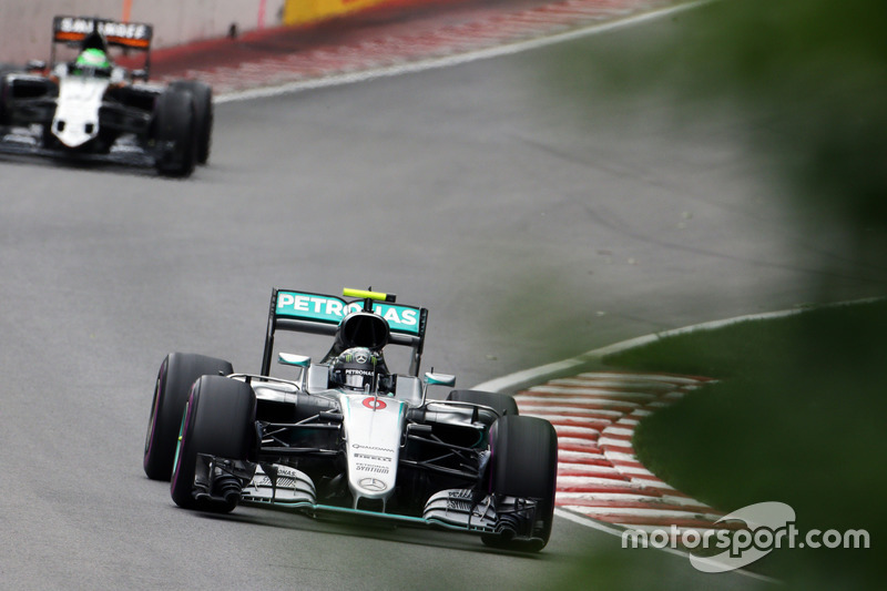 Le meilleur tour pour Rosberg