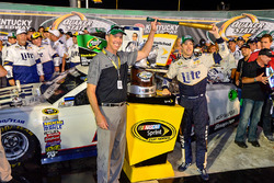 Race winner Brad Keselowski, Team Penske Ford