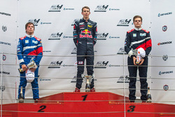 Podium: winnaar Richard Verschoor, tweede Nikita Sitnikov, derde Aleksey Korneev