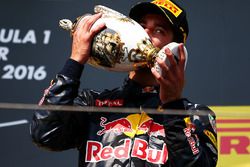 Podium: third place Daniel Ricciardo, Red Bull Racing