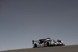 #2 Porsche Team Porsche 919 Hybrid: Romain Dumas, Neel Jani, Marc Lieb