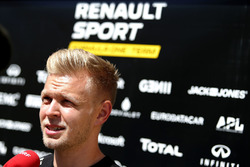 Kevin Magnussen, Renault Sport F1 Team