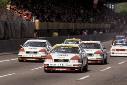 Frank Biela, Audi V8 quattro, vor seinen Audi-Markenkollegen Hans-Joachim Stuck und Hubert Haupt