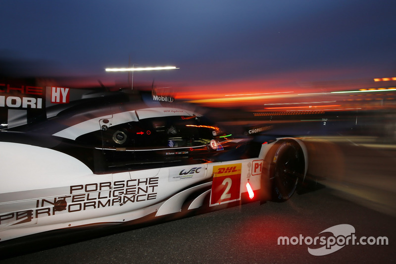 #2 Porsche Team Porsche 919 Hybrid: Romain Dumas, Neel Jani, Marc Lieb