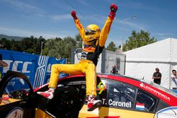 Racewinnaar Tom Coronel, Roal Motorsport, Chevrolet RML Cruze TC1