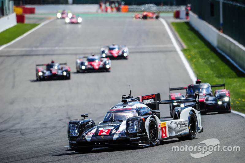 #2 Porsche Team Porsche 919 Hybrid: Romain Dumas, Neel Jani, Marc Lieb