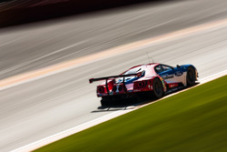 #66 Ford Chip Ganassi Racing Team UK Ford GT: Olivier Pla, Stefan Mücke, Billy Johnson