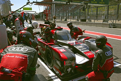 #7 Audi Sport Team Joest Audi R18: Marcel Fässler, Andre Lotterer, Benoit Tréluyer