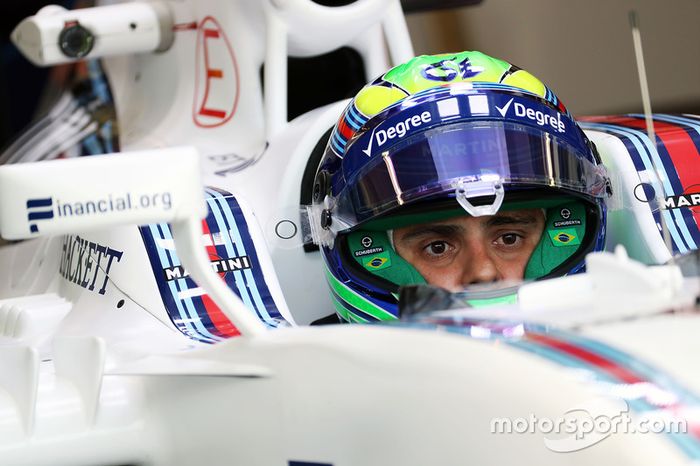 Felipe Massa toma mais um gol de Valtteri Bottas. O placar na Williams agora está em 15 a 3.