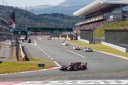 #8 Audi Sport Team Joest Audi R18 e-tron quattro: Lucas di Grassi, Loic Duval, Oliver Jarvis