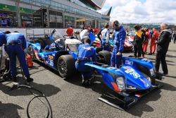 #36 Signatech Alpine A460: Gustavo Menezes, Nicolas Lapierre, Stéphane Richelmi