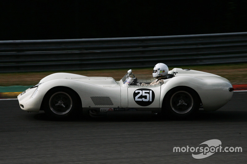 251 Lister Chevrolet Knobbly Replica 2004 Mark Lewis Jamie