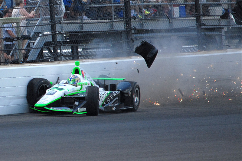 Sage Karam, Dreyer & Reinbold Racing Chevrolet crash