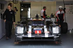 #1 Porsche Team Porsche 919 Hybrid