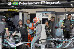 Nelson Piquet Jr., Jaguar Racing
