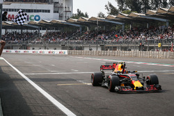 Winnaar Max Verstappen, Red Bull Racing RB13