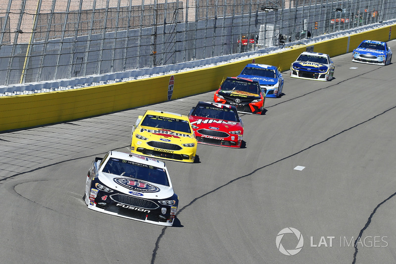 Kevin Harvick, Stewart-Haas Racing, Ford Fusion Jimmy John's and Ryan Blaney, Team Penske, Ford Fusion Menards / Pennzoil