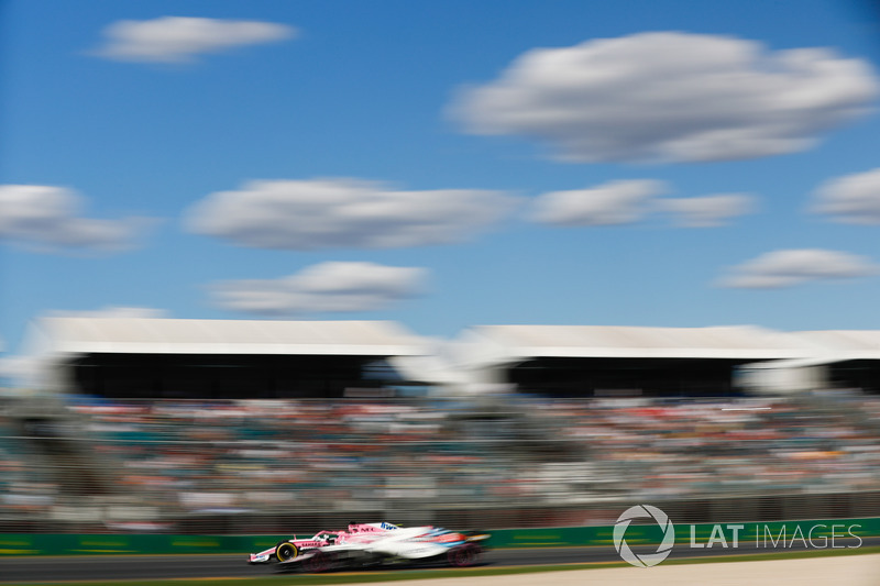 Sergey Sirotkin, Williams FW41, Sergio Perez, Force India VJM11
