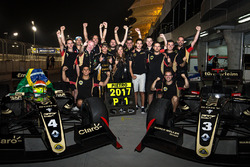 2017 champion Pietro Fittipaldi, Lotus, celebrates with his team