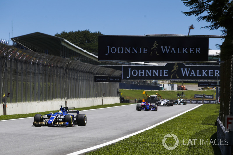 Marcus Ericsson, Sauber C36, Brendon Hartley, Scuderia Toro Rosso STR12