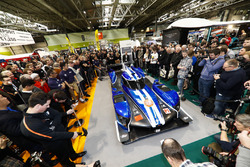 De Ginetta LMP1 met Manor-chef Graeme Lowdon en Ginetta-baas Lawrence Tomlinson