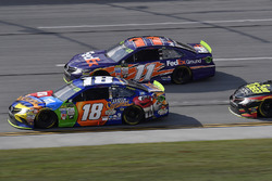 Kyle Busch, Joe Gibbs Racing Toyota and Denny Hamlin, Joe Gibbs Racing Toyota