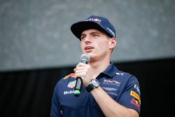 Max Verstappen, Red Bull, on the F1 stage