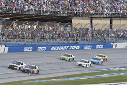 Denny Hamlin, Joe Gibbs Racing Toyota, Ryan Newman, Richard Childress Racing Chevrolet, Brad Keselow