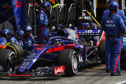 Brendon Hartley, Toro Rosso STR13, makes a