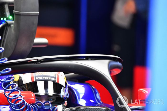 Pierre Gasly, Scuderia Toro Rosso STR12 halo