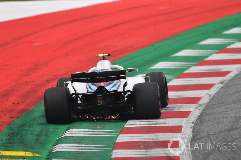 Sergey Sirotkin, Williams FW41 sparks