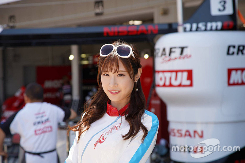Grid girl