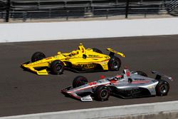 Helio Castroneves, Team Penske Chevrolet, Will Power, Team Penske Chevrolet