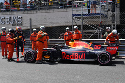 Kazanın ardından Max Verstappen, Red Bull Racing RB14