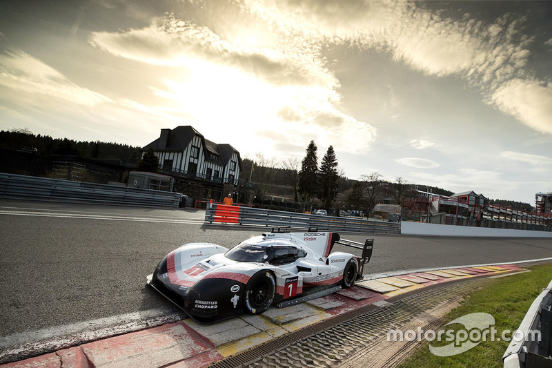 Porsche 919 Hybrid Evo, Porsche Team: Андре Лоттерер, Тимо Бернхард, Нил Джани