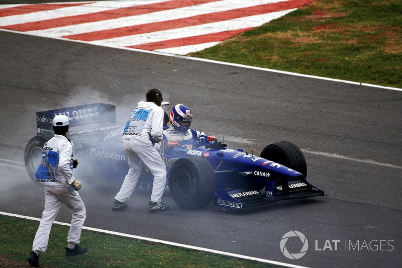 Olivier Panis, Prost AP01, abandonne avec un moteur cassé