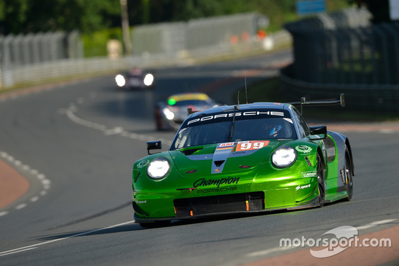 #99 Dempsey Proton Competition Porsche 911 RSR: Patrick Long, Tim Pappas, Spencer Pumpelly