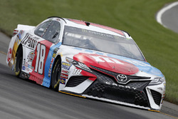 Kyle Busch, Joe Gibbs Racing, Toyota Camry M&M's Red White & Blue
