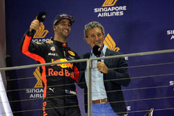 Podium: Daniel Ricciardo, Red Bull Racing, Eddie Jordan
