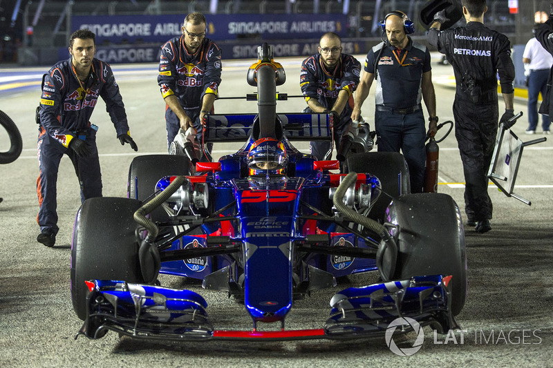 Carlos Sainz Jr., Scuderia Toro Rosso STR12